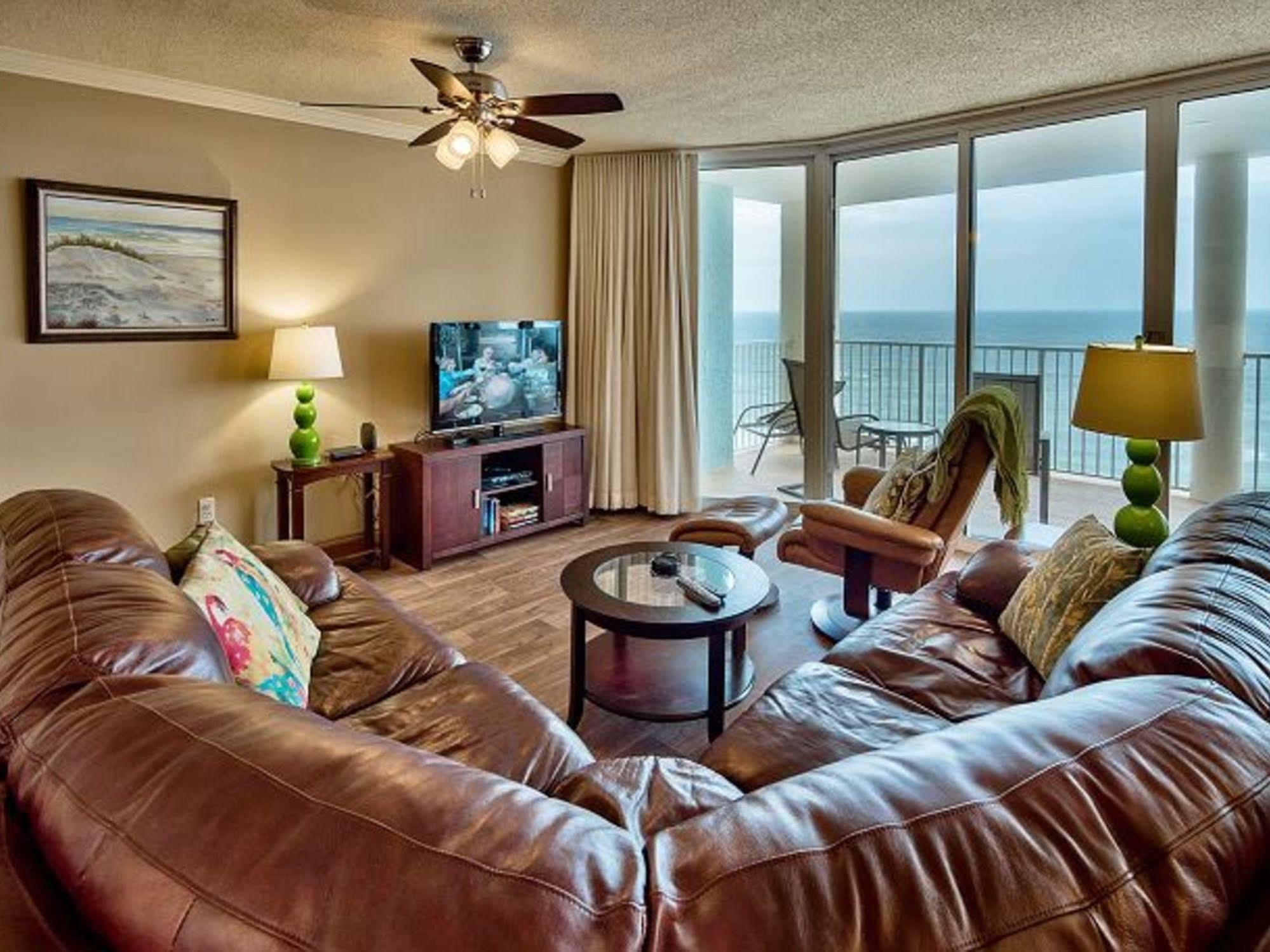 Long By Collection Apartment